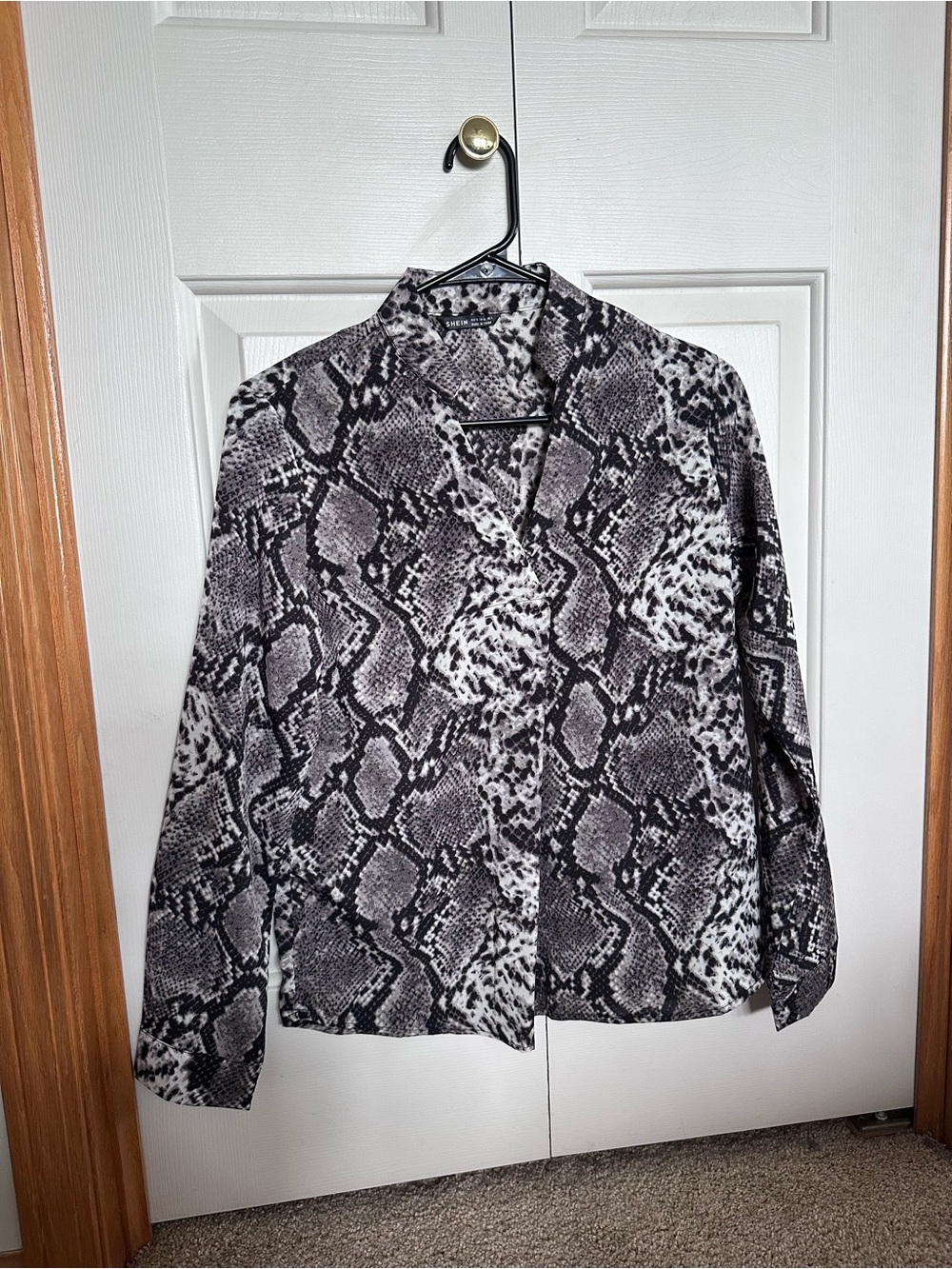 SHEIN Black and White Snake Print Blouse